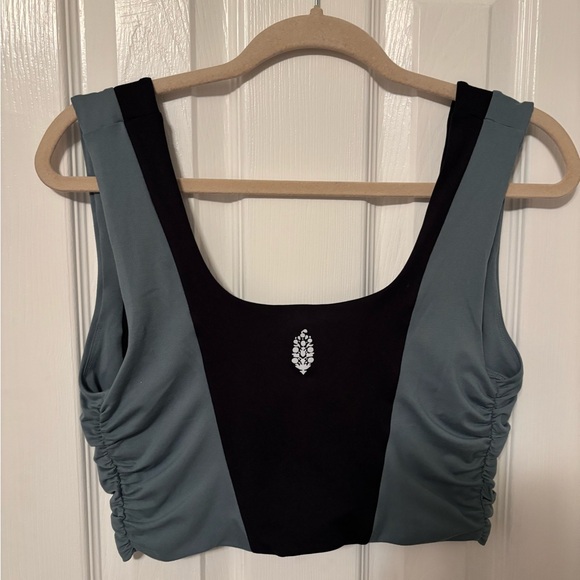 Free People Movement low impact bra size large - Picture 3 of 3